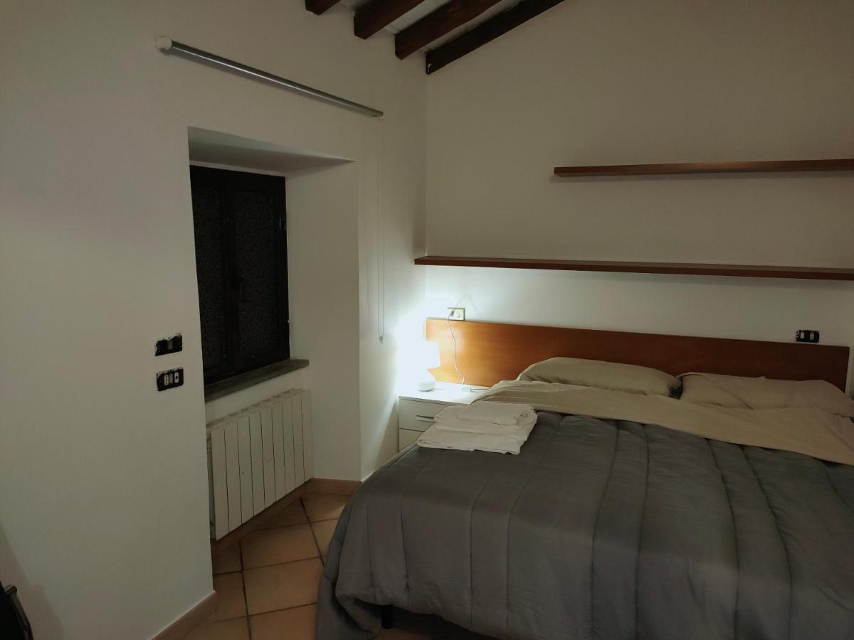 Francigena Viterbo Apartment Con Parcheggio Gratuito A Soli 2 Minuti Ngoại thất bức ảnh