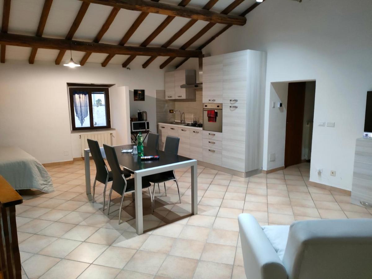 Francigena Viterbo Apartment Con Parcheggio Gratuito A Soli 2 Minuti Ngoại thất bức ảnh