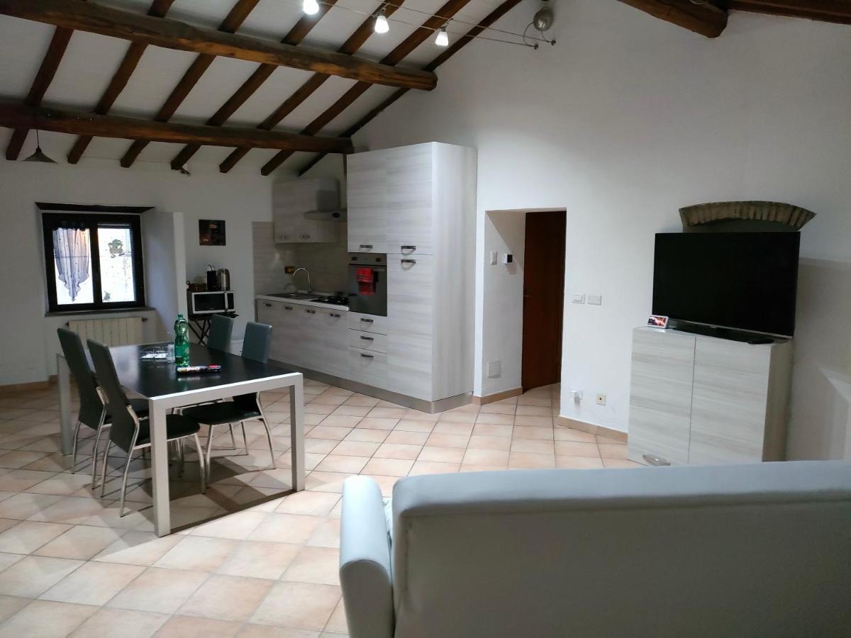 Francigena Viterbo Apartment Con Parcheggio Gratuito A Soli 2 Minuti Ngoại thất bức ảnh